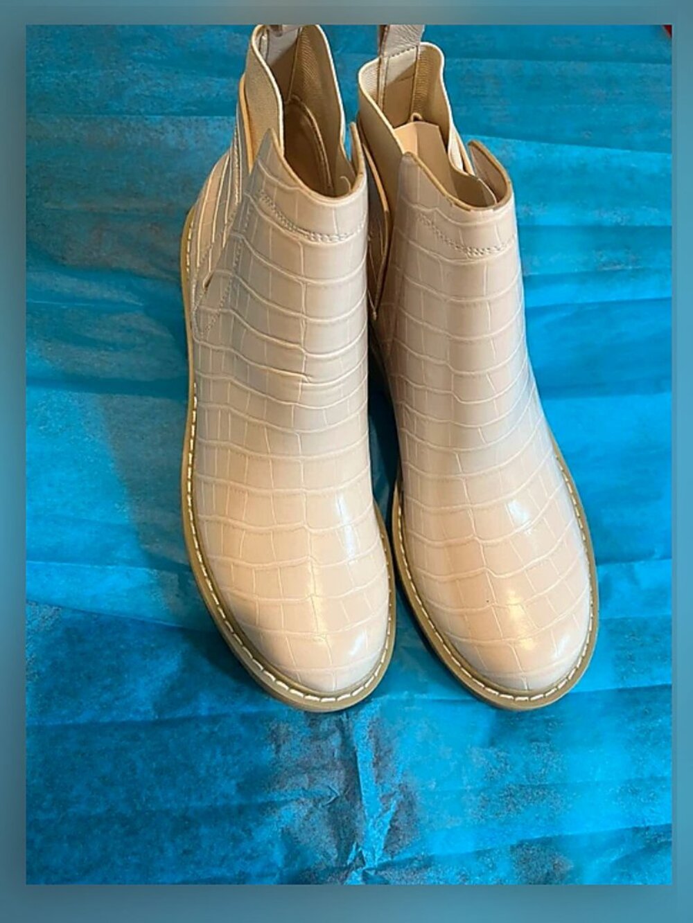 Cream Croc-Embossed Chelsea Ankle Boots with a chunky block heel